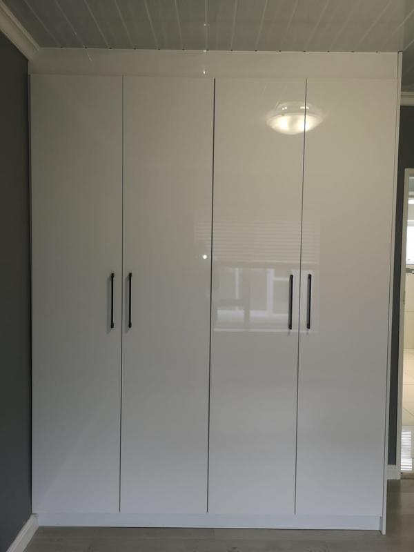 To Let 4 Bedroom Property for Rent in Edgemead Western Cape